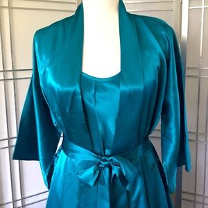 Vintage négligée + matching rope in teal satin